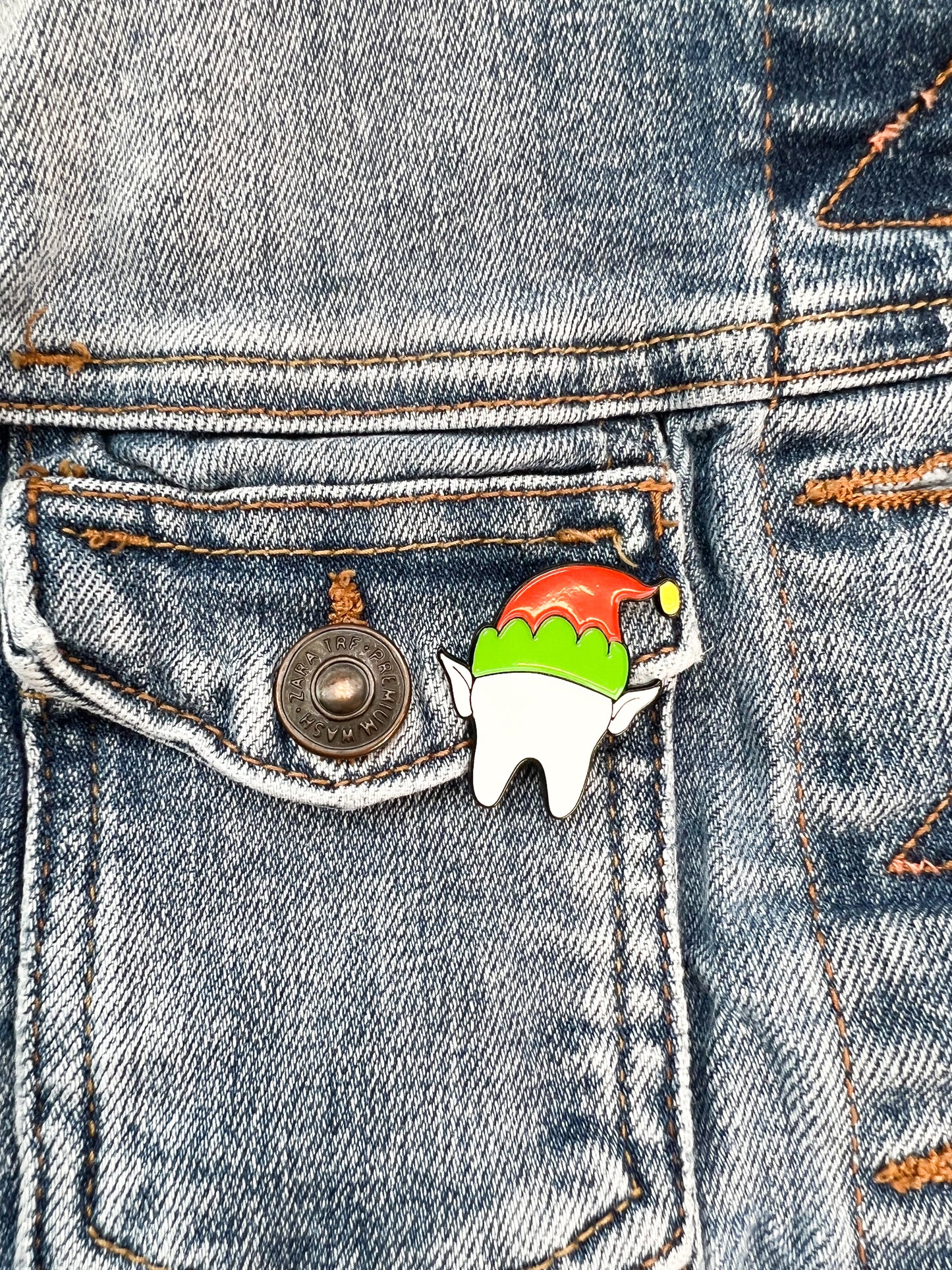 Elf Tooth Pin