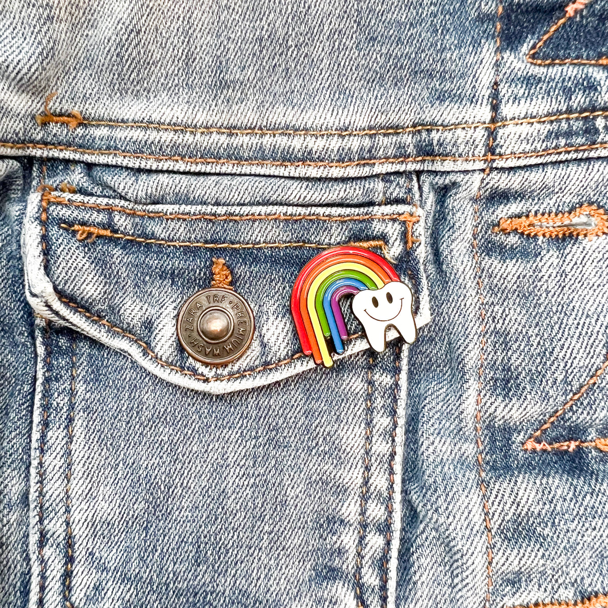 Geith Tooth Pin Happy Pride Tooth Pin – Toothlife