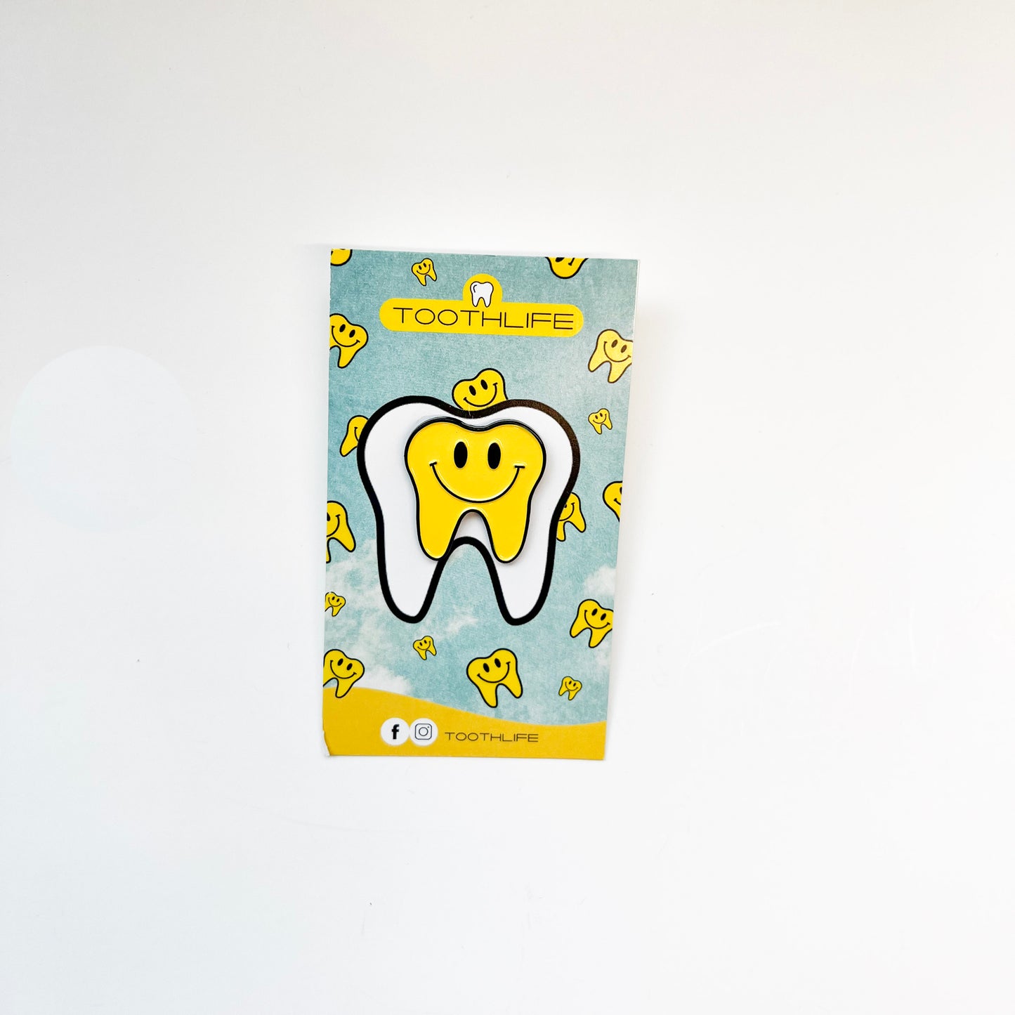 Happy Tooth Pin